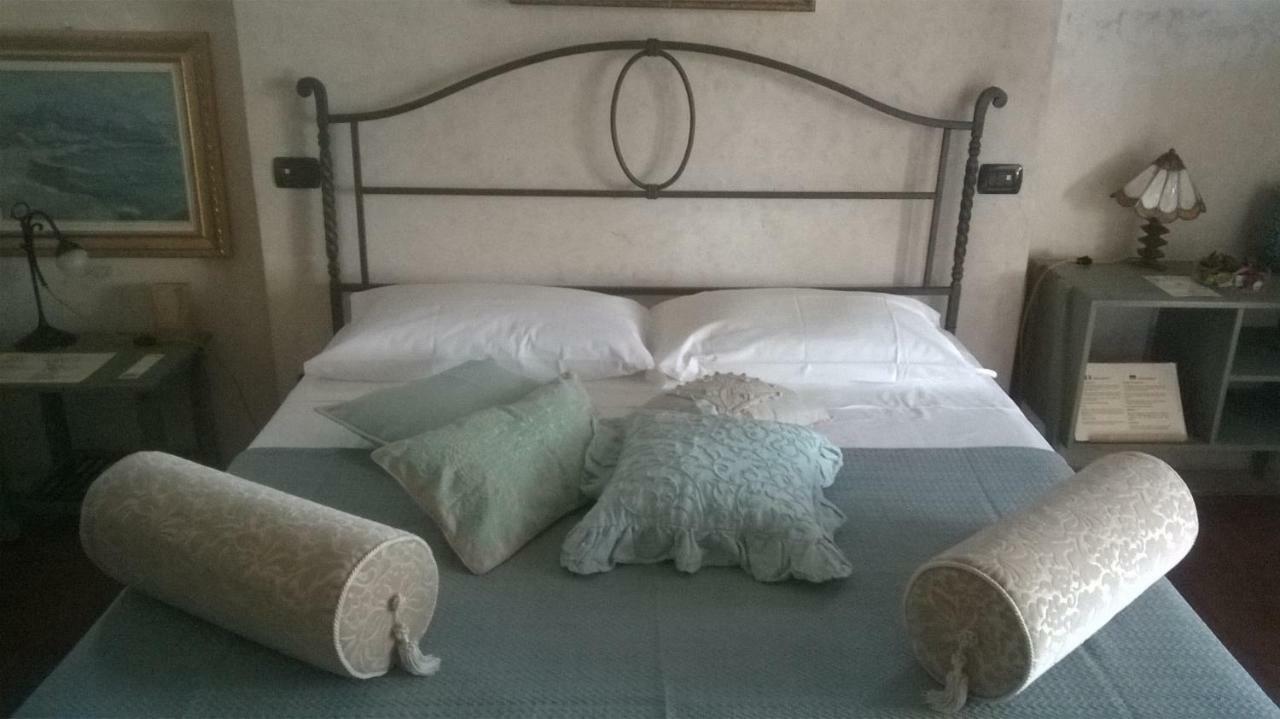 Bed And Breakfast Posserle Padenghe sul Garda Exterior foto